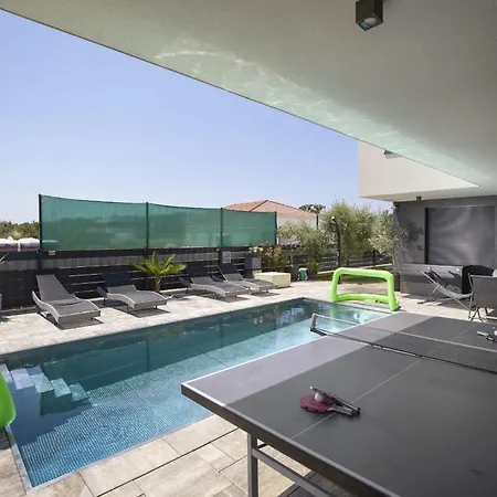 דירה Dorota With Private Pool Near Fazana *